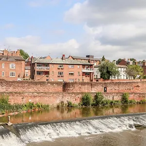Dee Heights Penthouse Chester